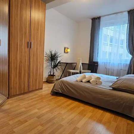 City Center Comfort - Cozy, Fully Equipped 3-Room Apartment Near Main Station Wuppertal Exterior foto