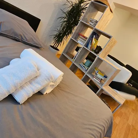 City Center Comfort - Cozy, Fully Equipped 3-Room Apartment Near Main Station Wuppertal Exterior foto