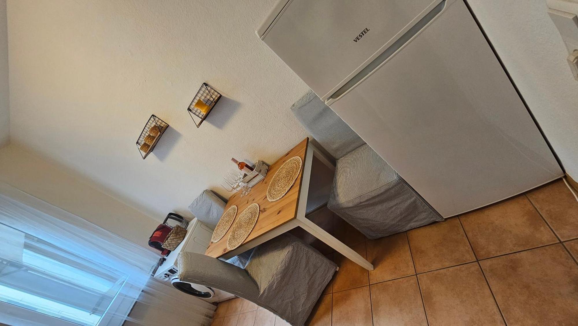 Center Comfort - Cozy, Fully Equipped 3-room Near Main Station *
