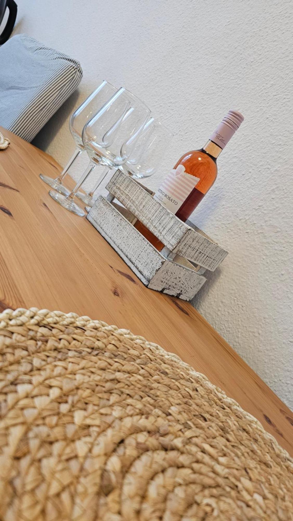 Center Comfort - Cozy, Fully Equipped 3-room Near Main Station Apartment